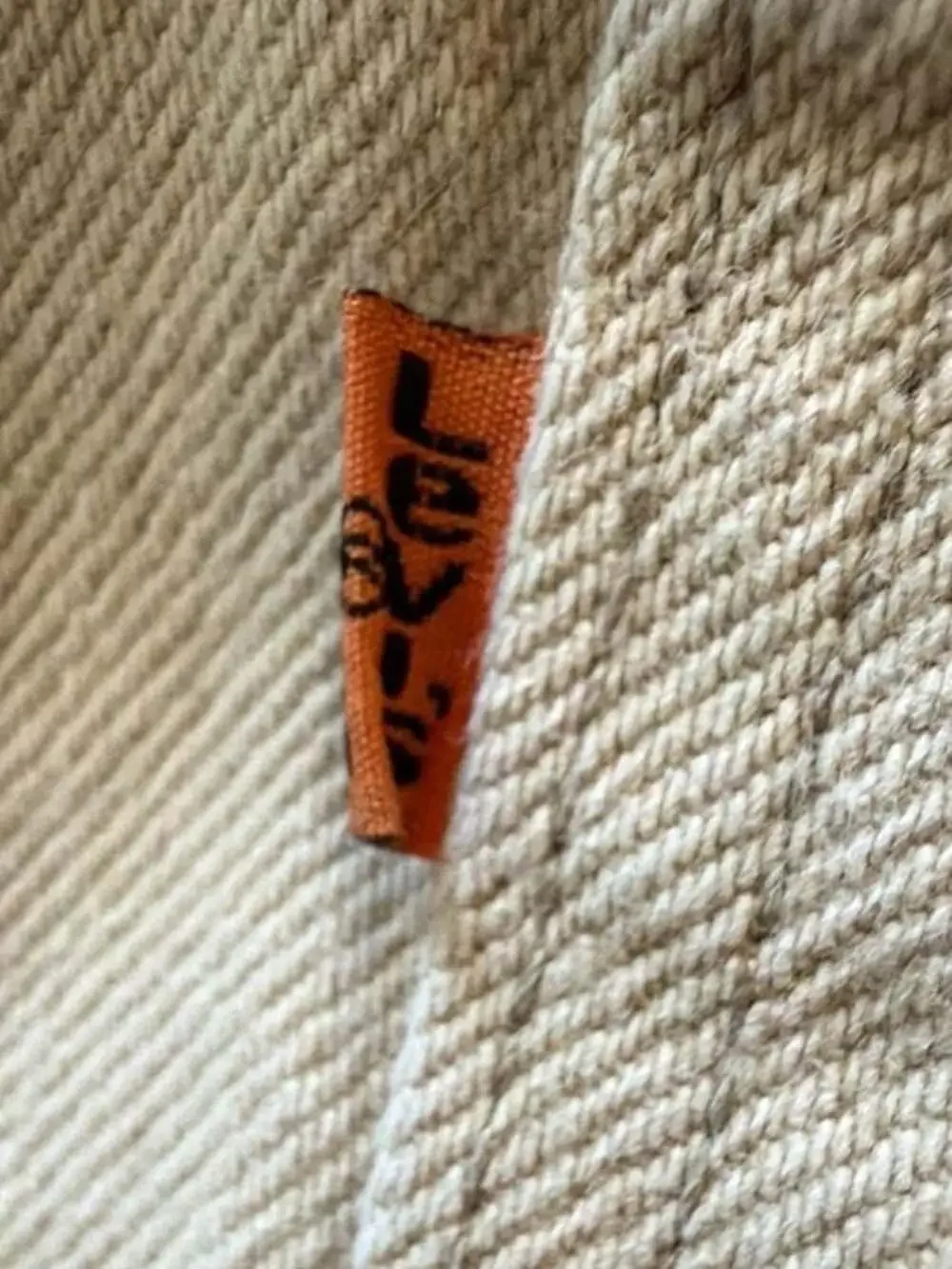 Vintage Levi's 550 Relaxed Fit Tapered Leg Khaki Tan Jeans W32 L32 Made in USA